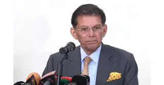 এটা তো স্ত্রী-সতিনের মধ্যে মারামারি নয়— চীন-ভারত সম্পর্ক নিয়ে পররাষ্ট্রমন্ত্রী